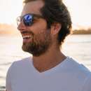 Handsome, tall and tanned guy wants to meet shy woman in Valdosta
